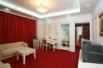 Huijing Holiday Shanghai Exterior photo